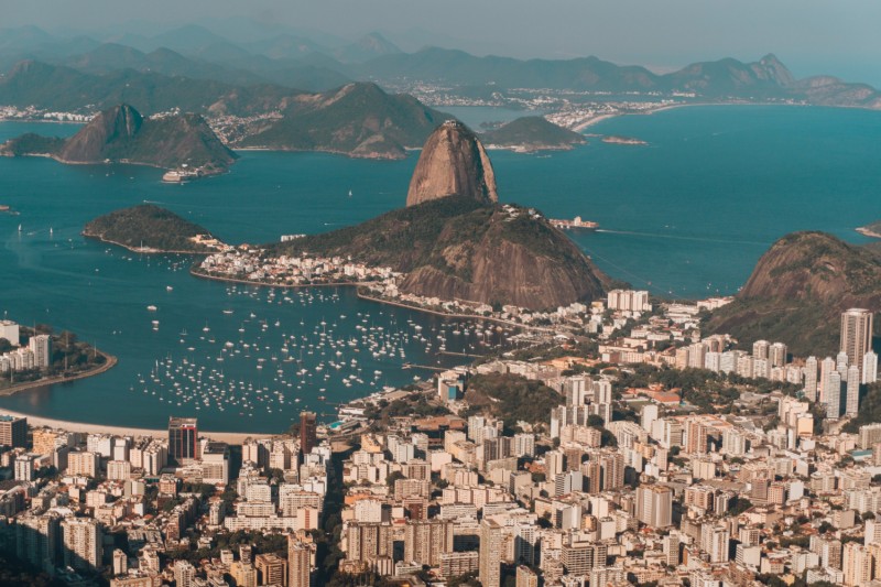 Rio de Janeiro Flight Deals with DealswithAI